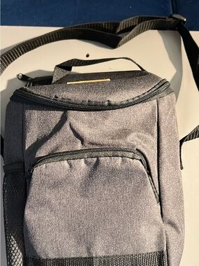 Shoulder-strap cooler bag
